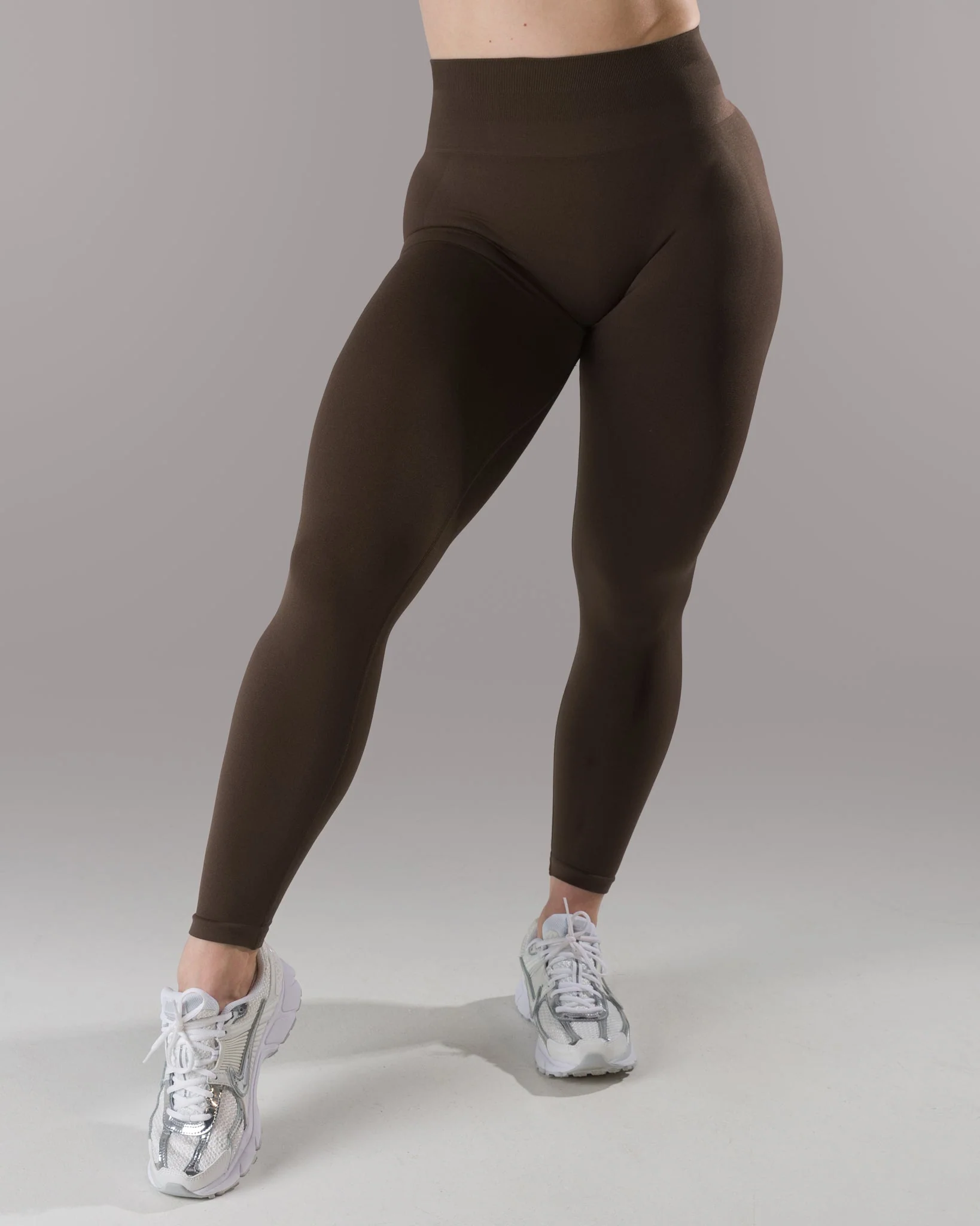 Pump Mid Rise Legging - Espresso - Image 7