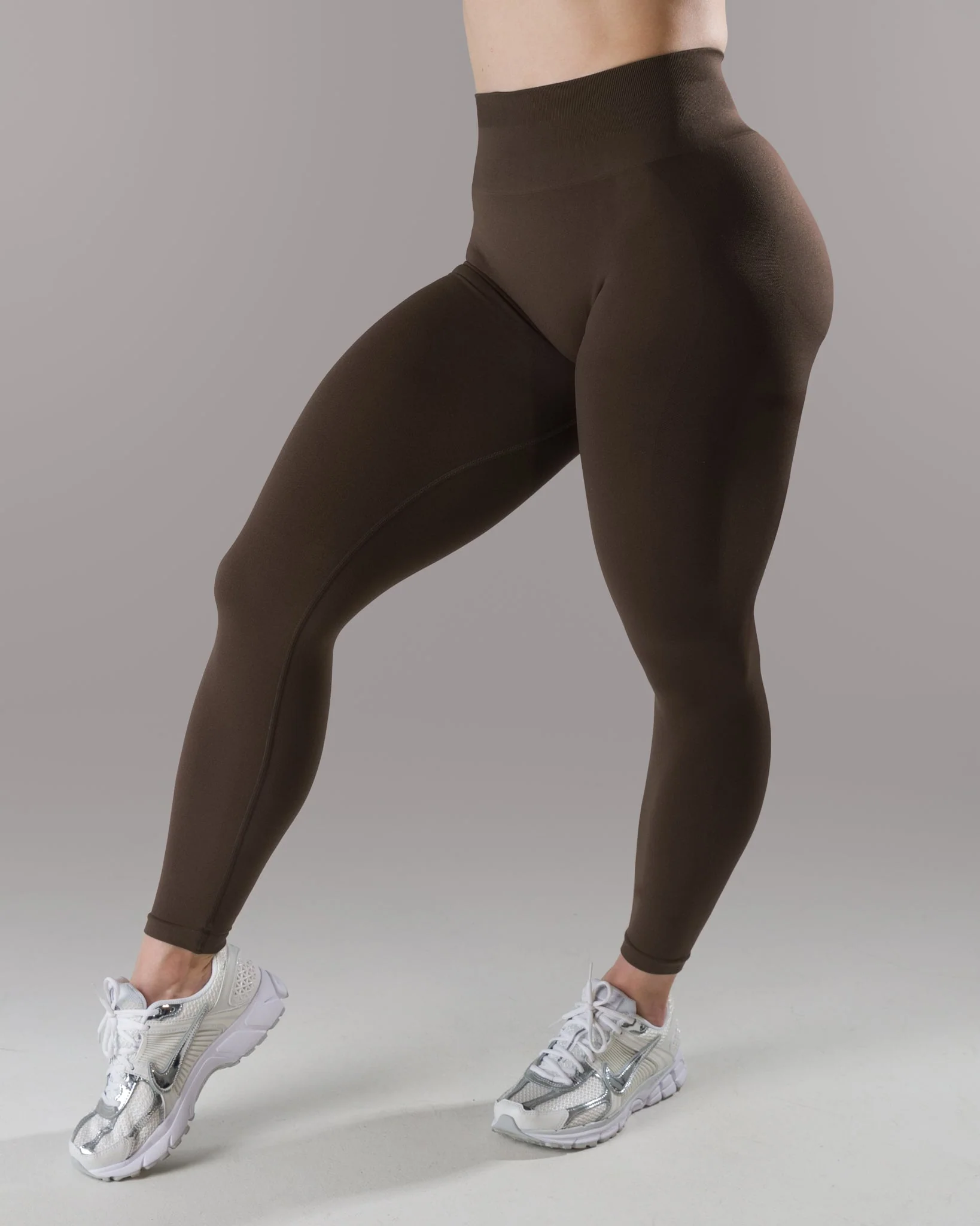 Pump Mid Rise Legging - Espresso - Image 8