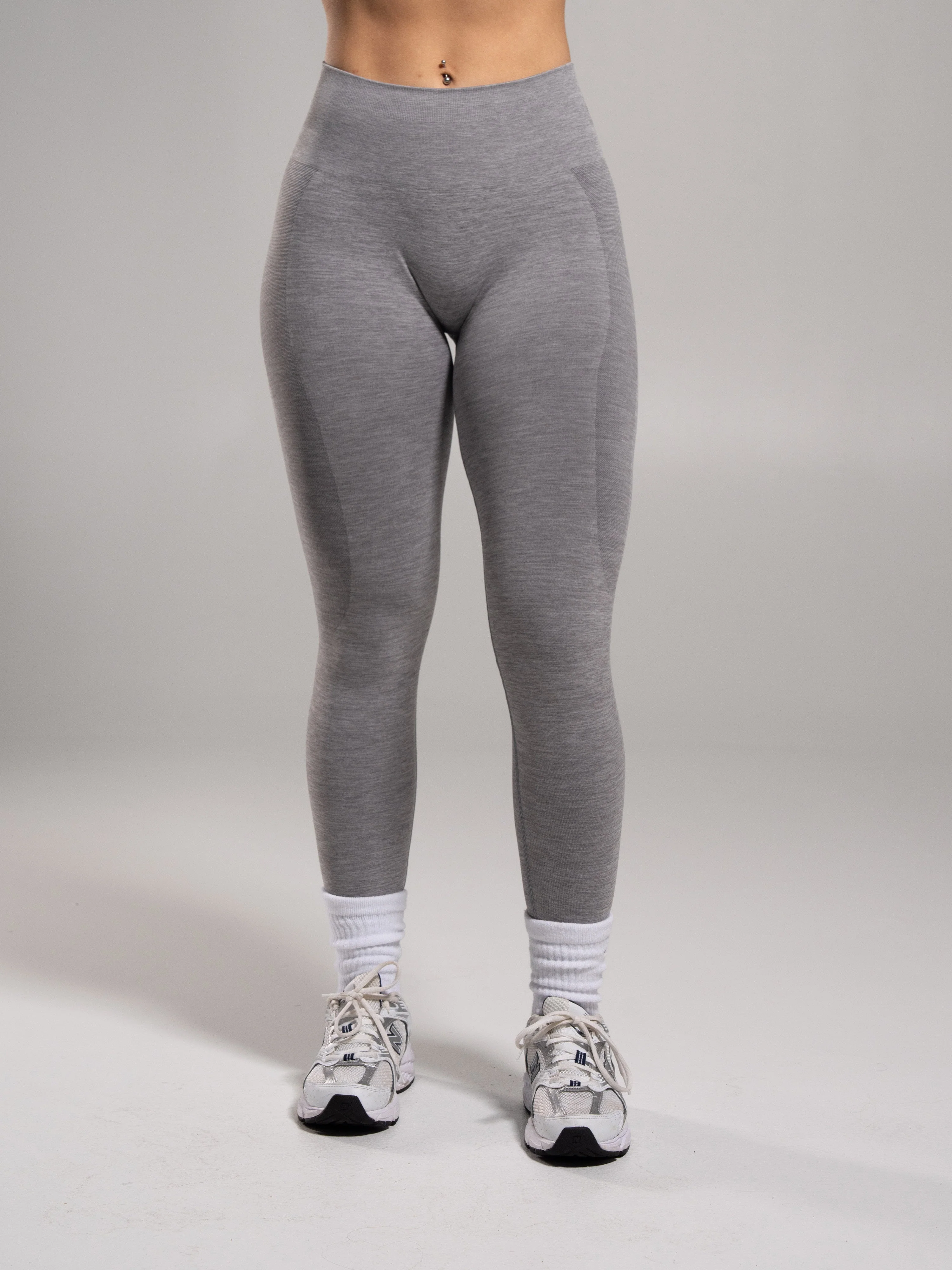 Pump Mid Rise Legging - Heather Grey - Image 2