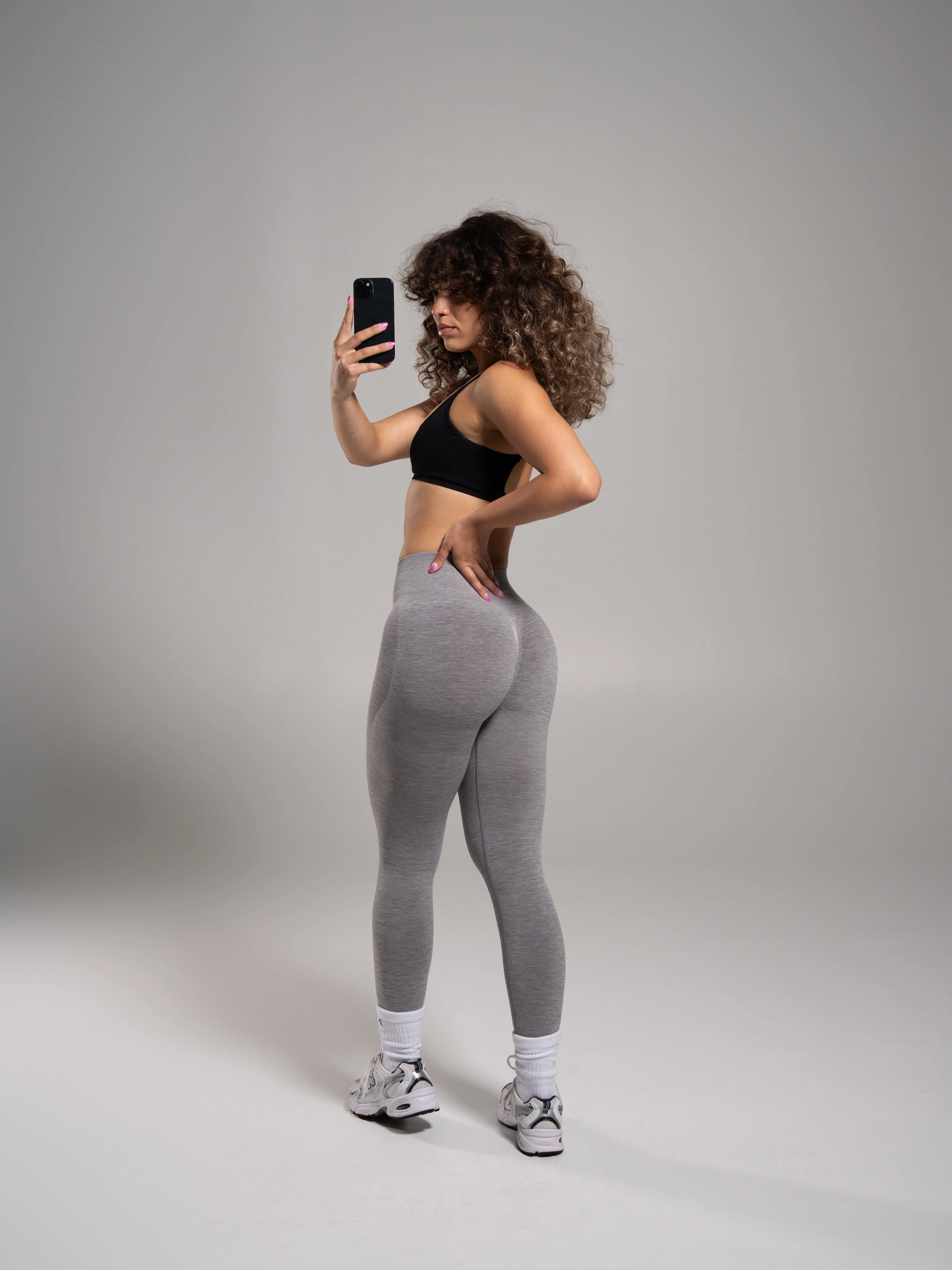 Pump Mid Rise Legging - Heather Grey - Image 4