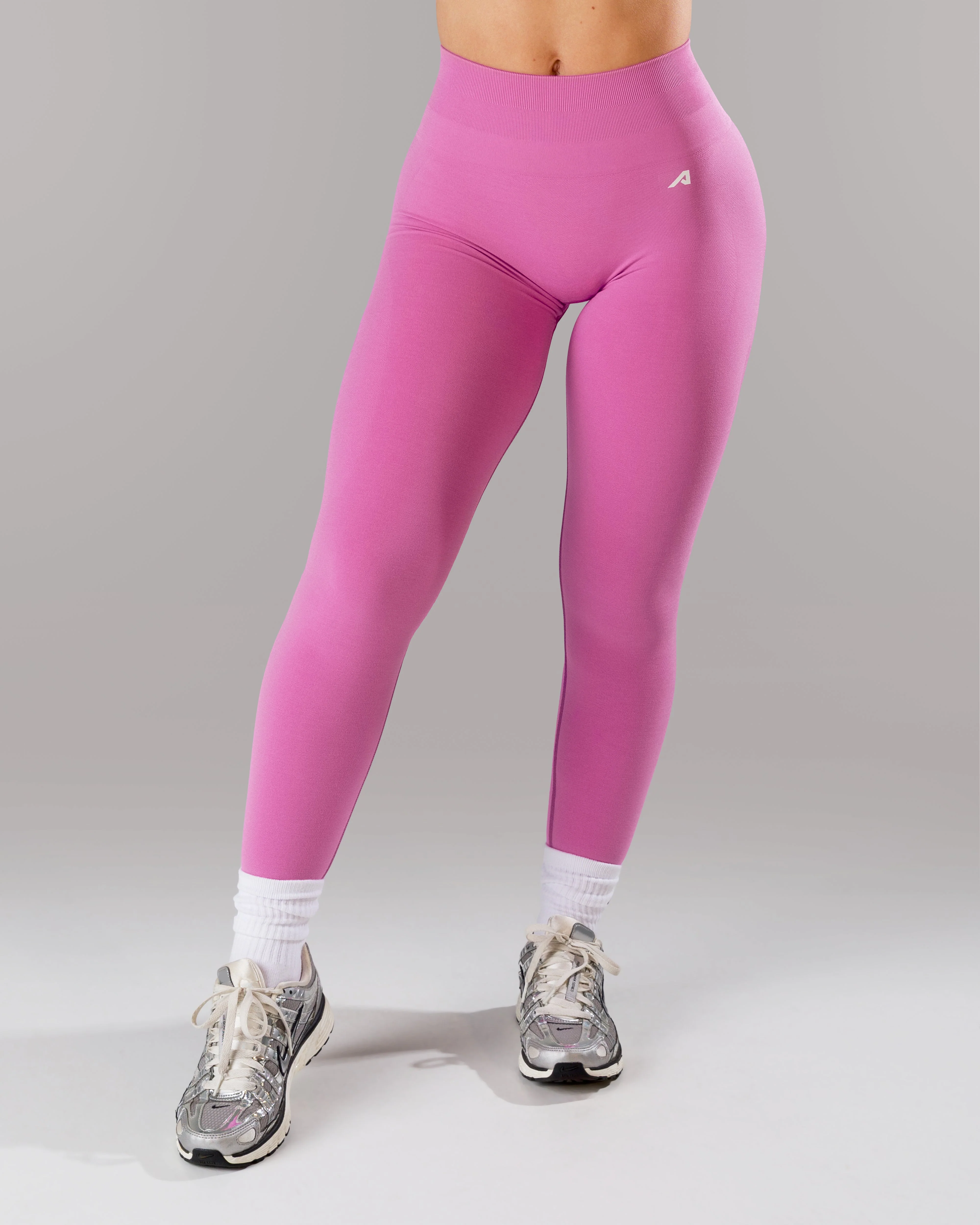 Pump Mid Rise Legging - Orchid w/ Logo - Image 3