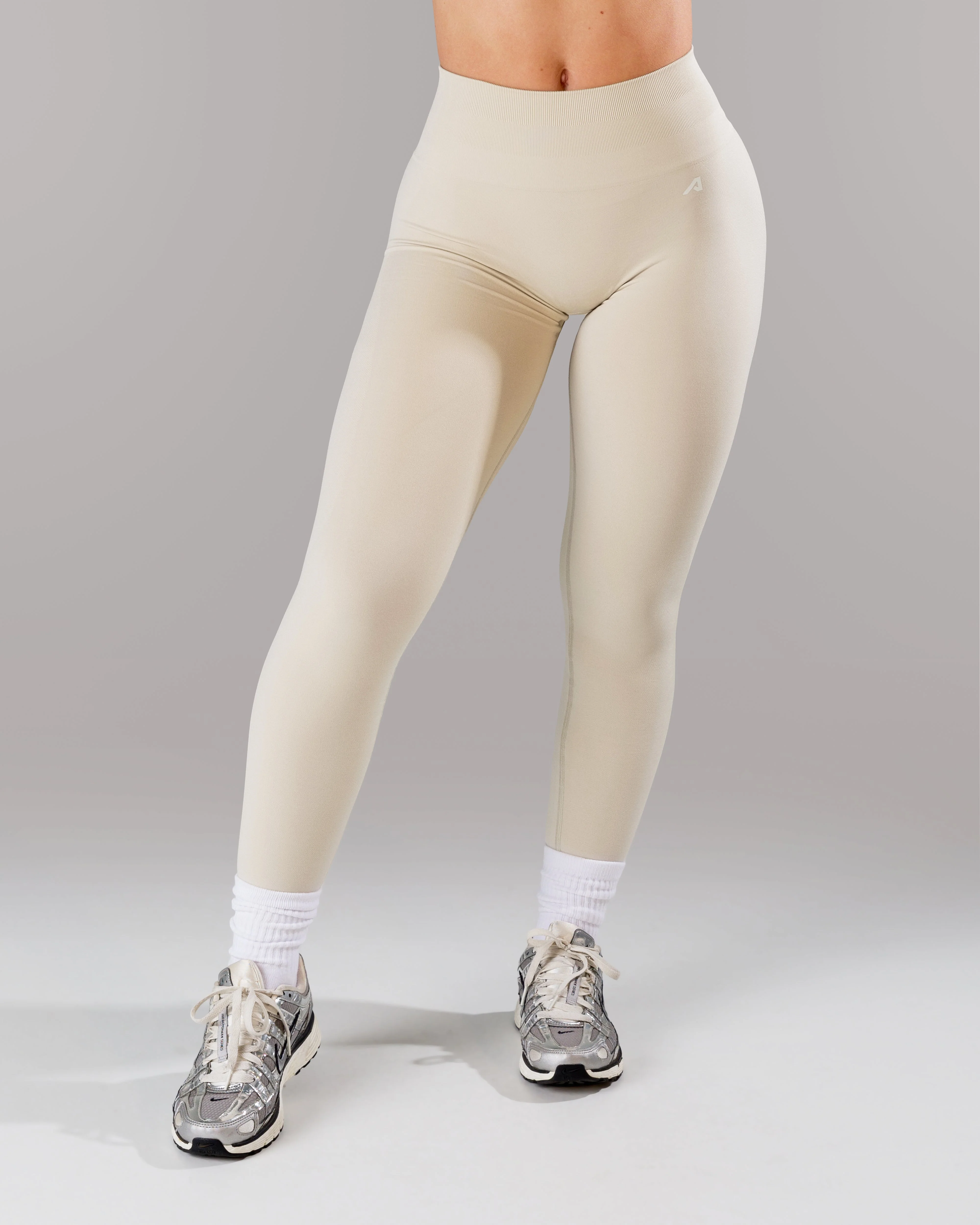 Pump Mid Rise Legging - Wheat w/ Logo - Image 3
