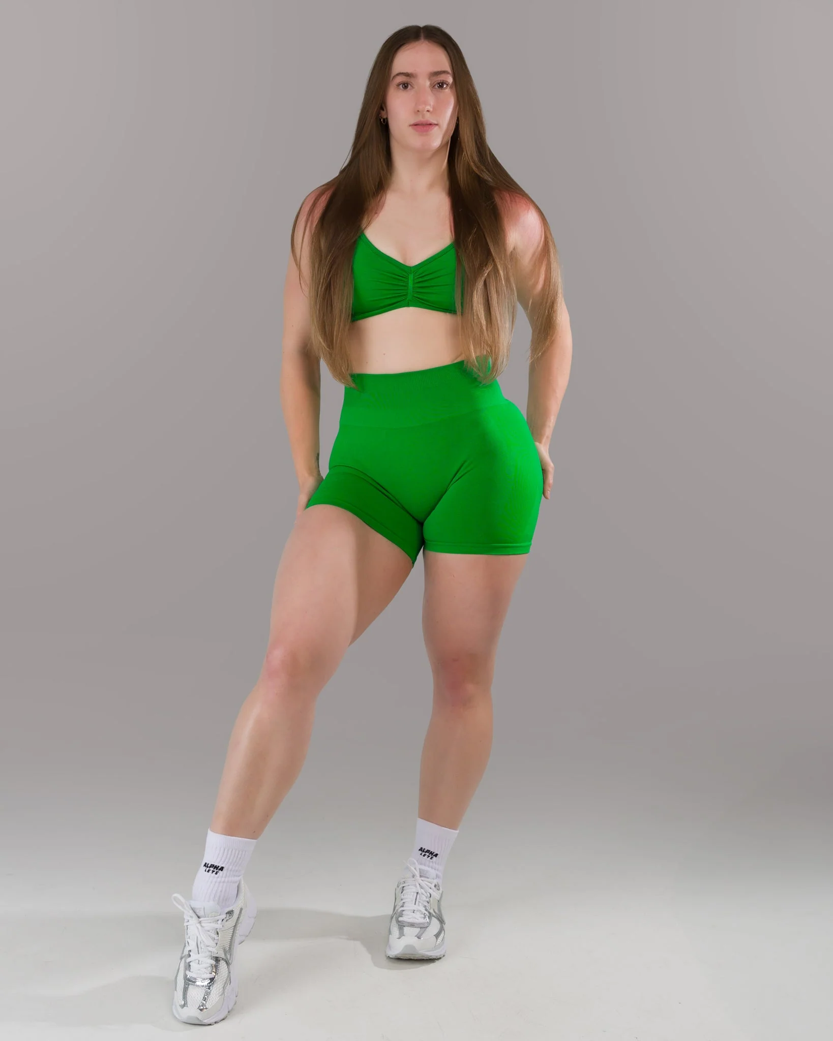 Pump Mid Rise Short - Emerald Green - Image 9