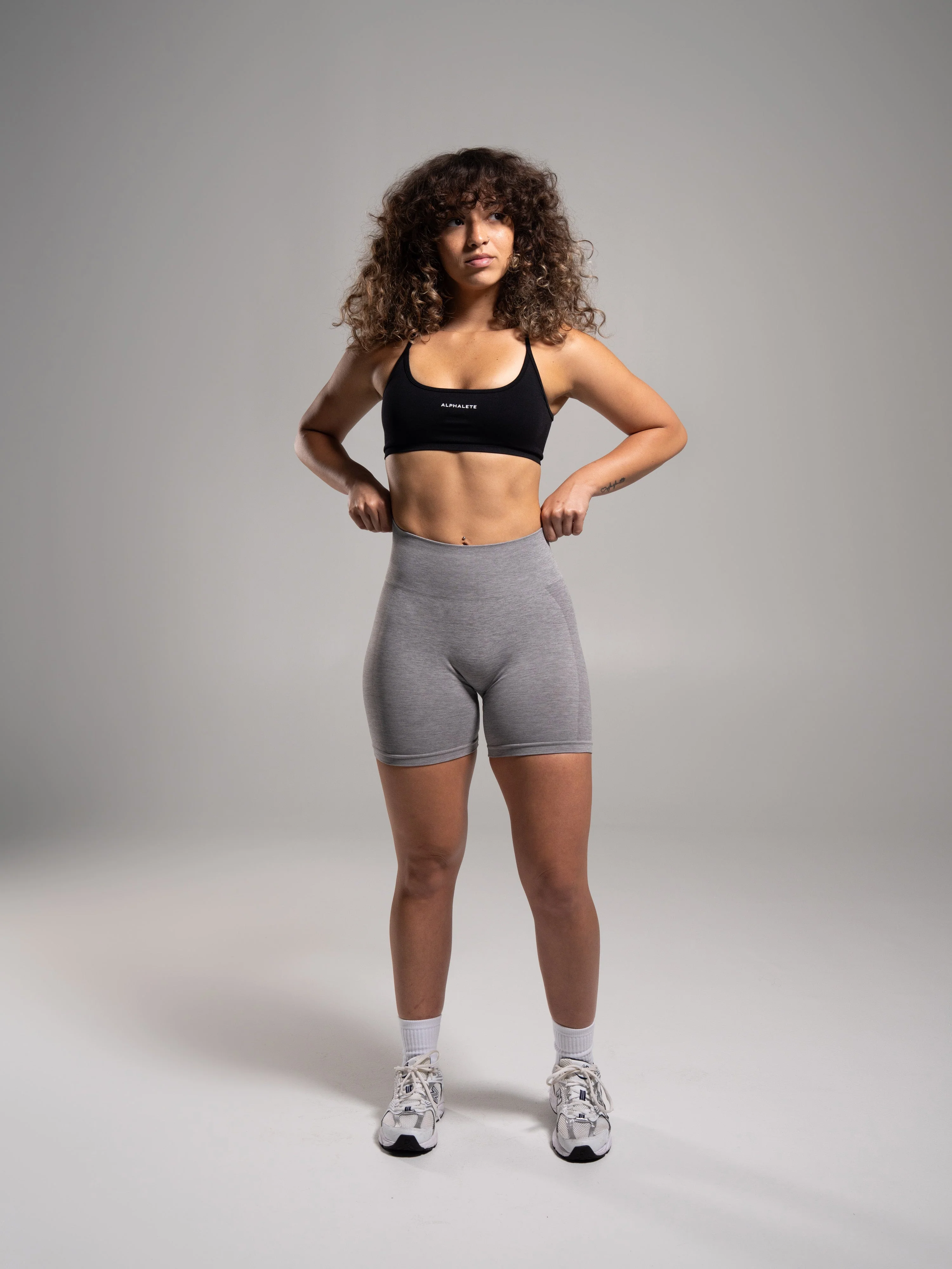 Pump Mid Rise Short - Heather Grey - Image 4