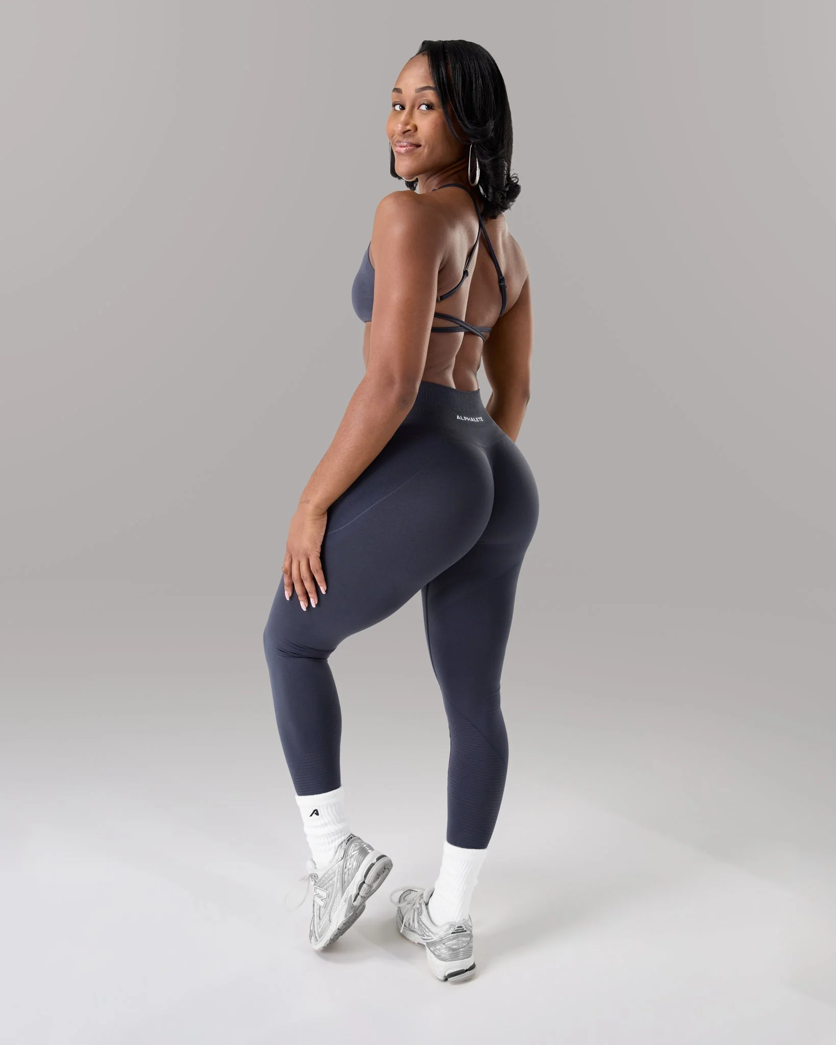 Revive High Rise Legging - Deep Navy - Image 4