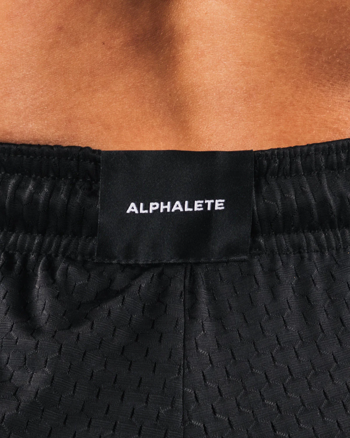 Signature Mesh Short 4" - Black - Image 6