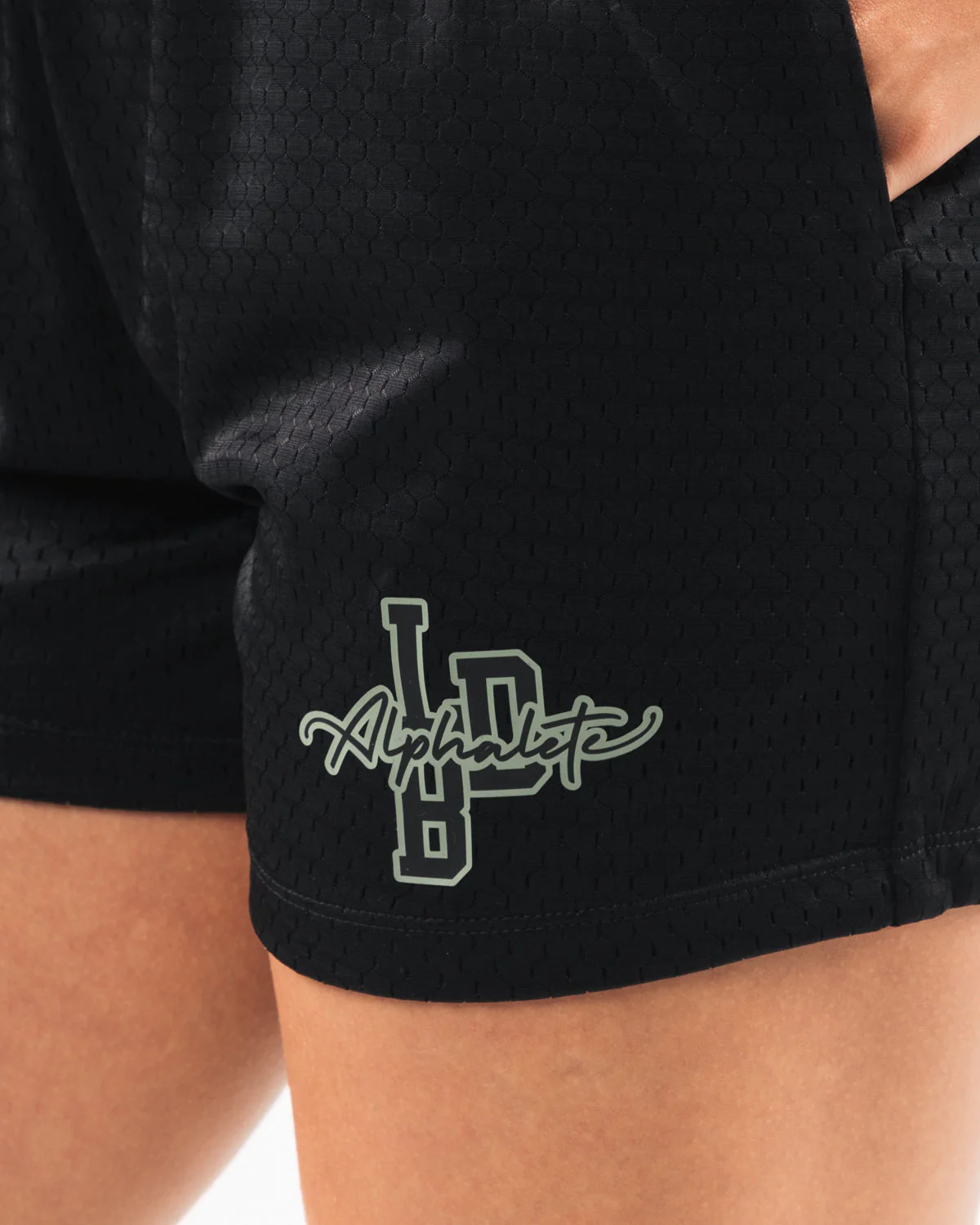Signature Mesh Short 4" - Black / Sage - Image 6