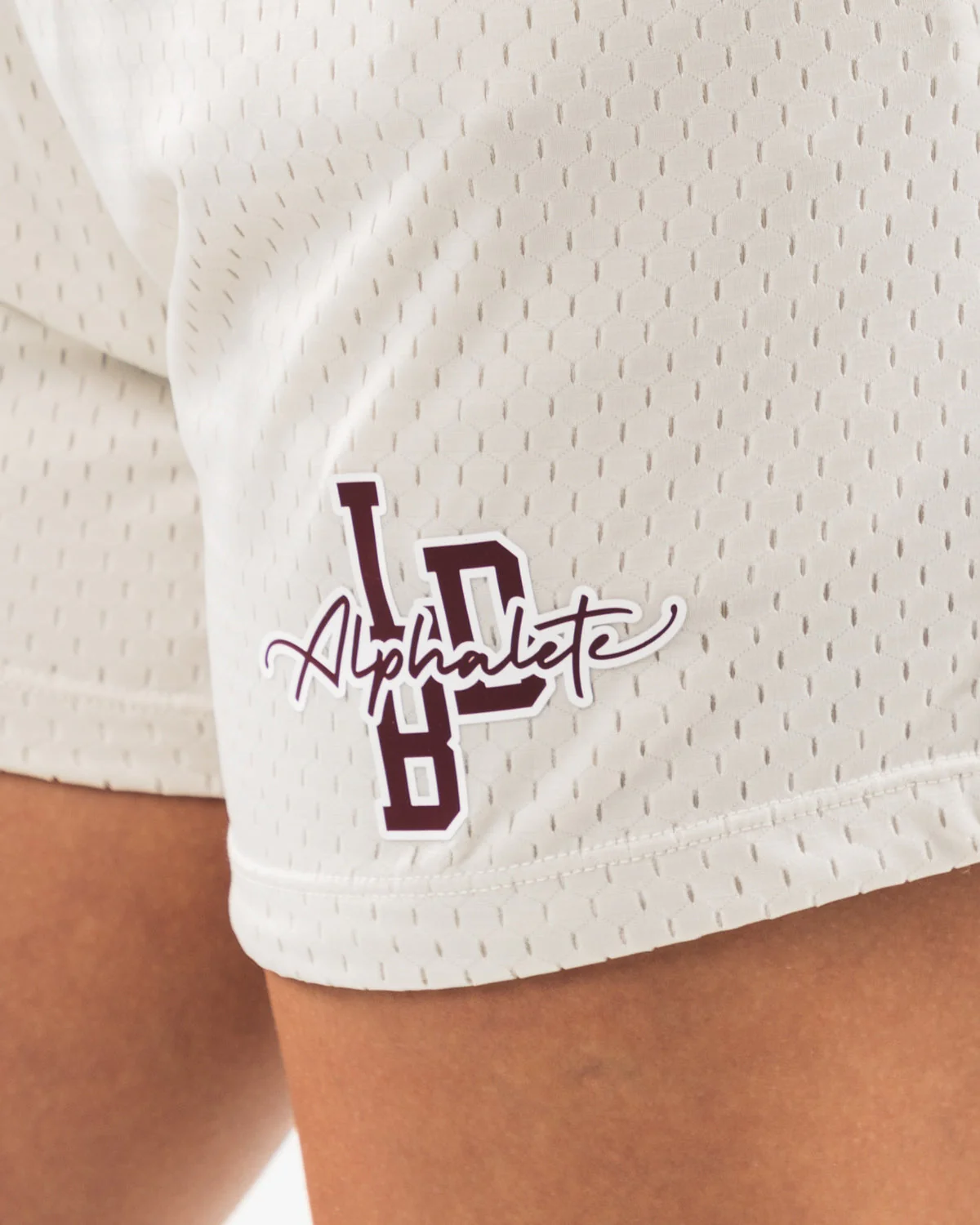 Signature Mesh Short 4" - Sea Shell - Image 6