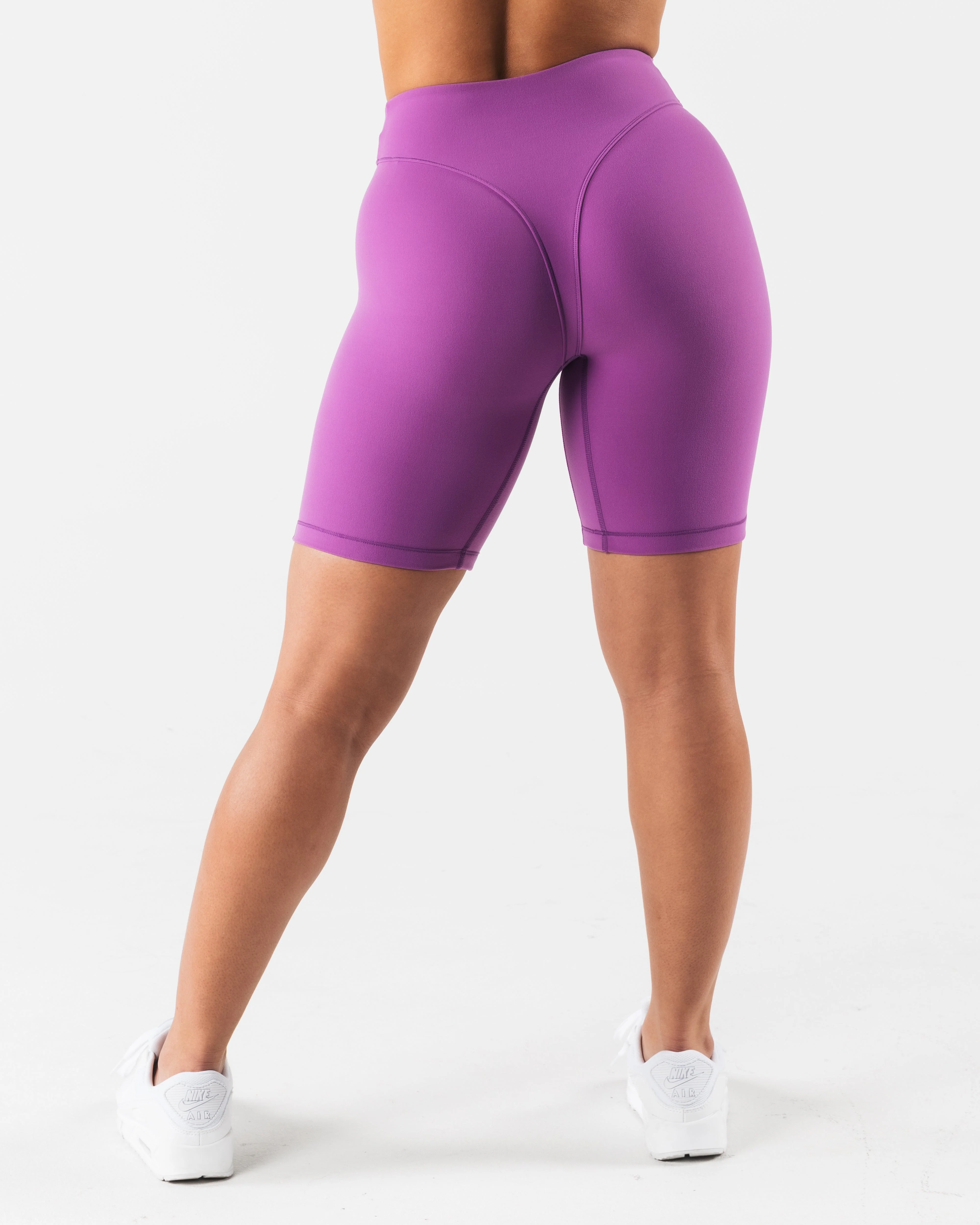 Parker Mid Rise Short - Blaze - Image 4
