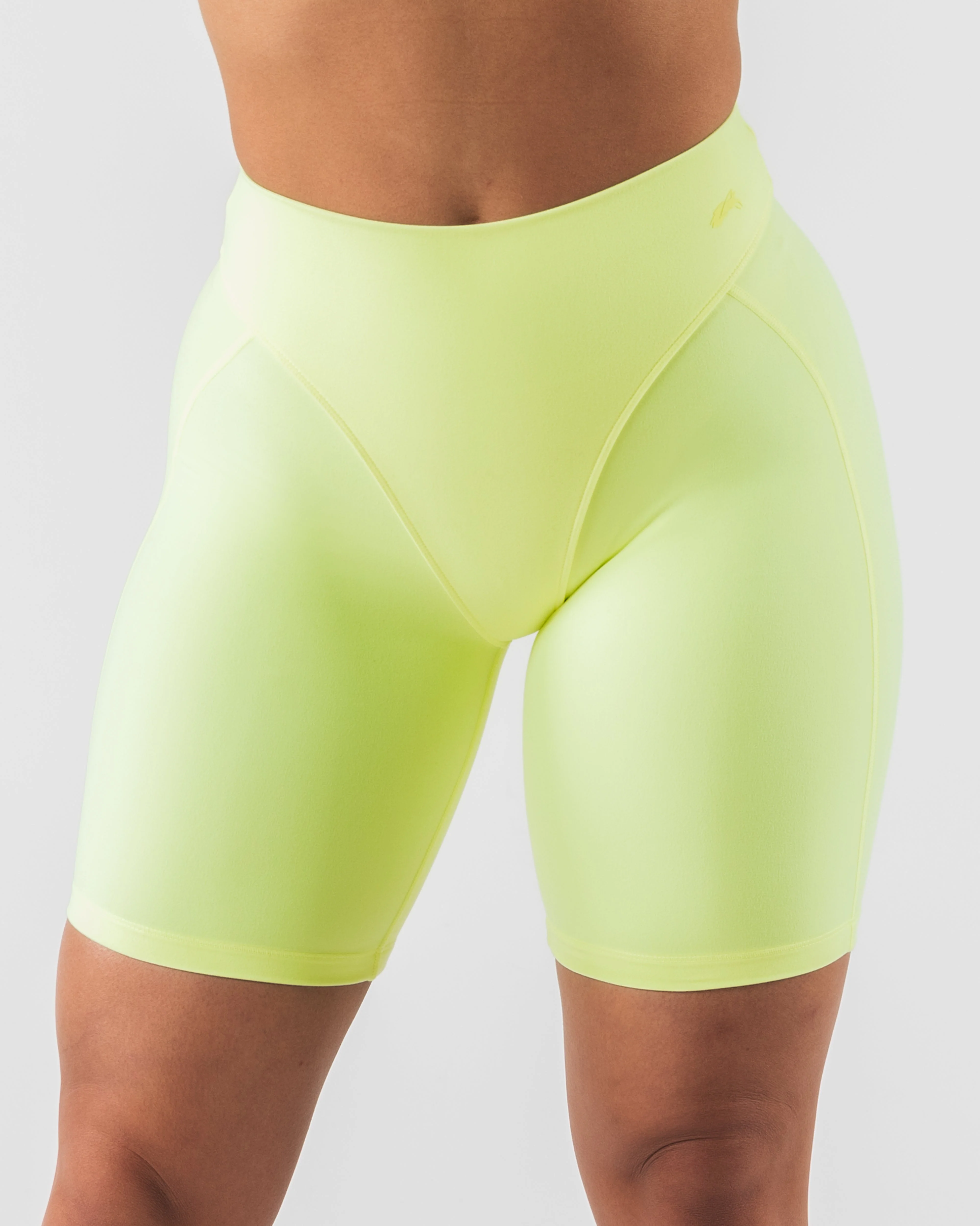 Parker Mid Rise Short - Solar