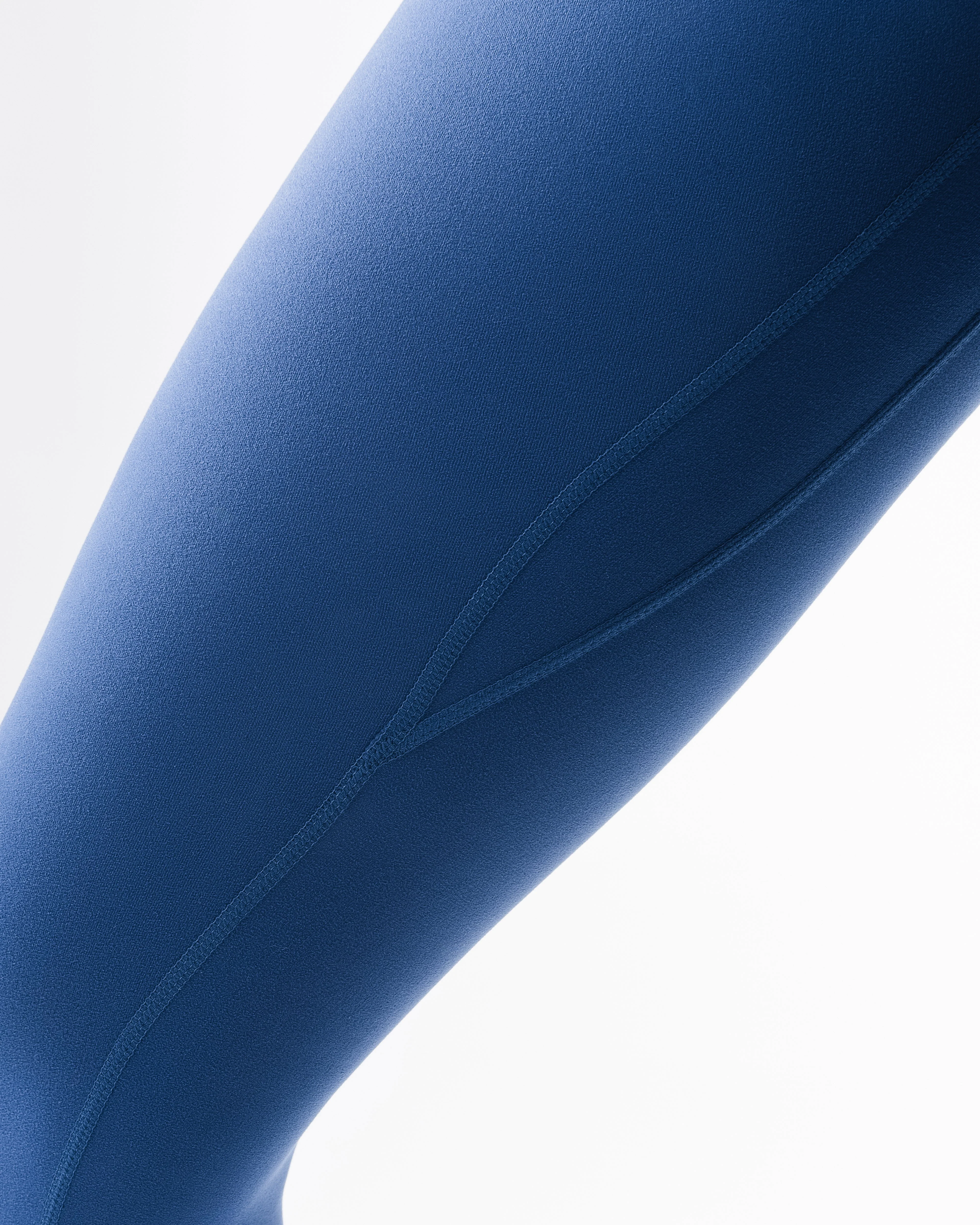 Dip Back Mid Rise Legging - Oceania - Image 5